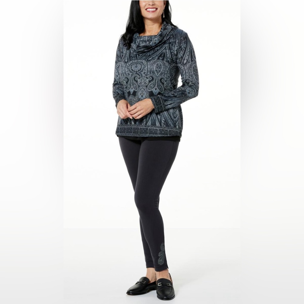 One World Women’s Cowl Neck Hacci Top and Pullon Pant Set Size XL Black Paisley